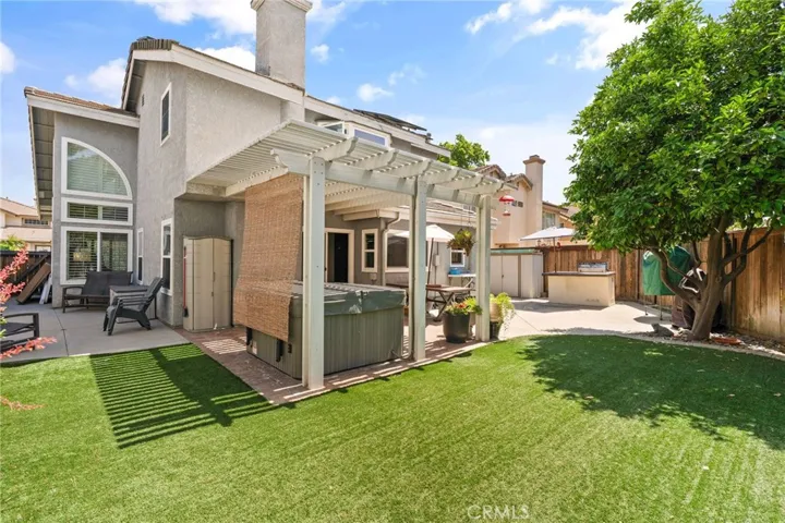 11395 Foxglove Lane, Corona, California 92878