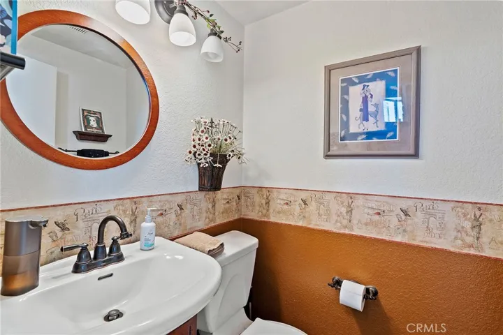 11395 Foxglove Lane, Corona, California 92878