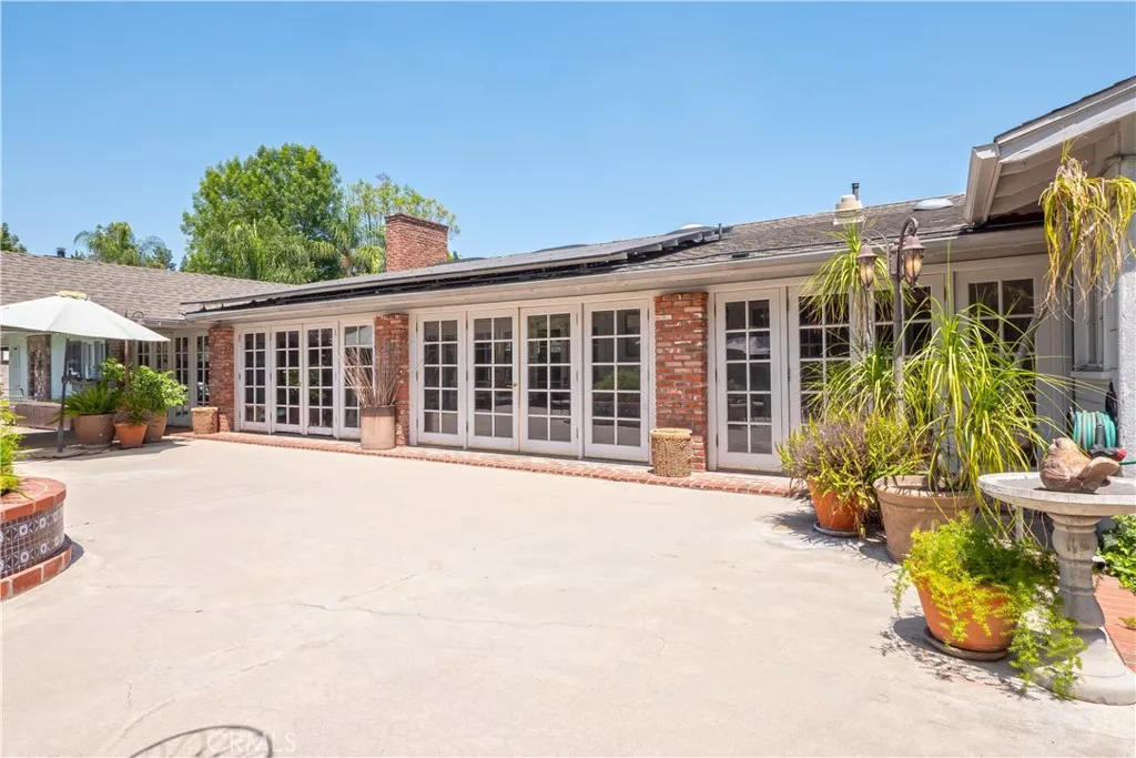 3152 Parkside Drive, San Bernardino, California 92404 home-pic-59