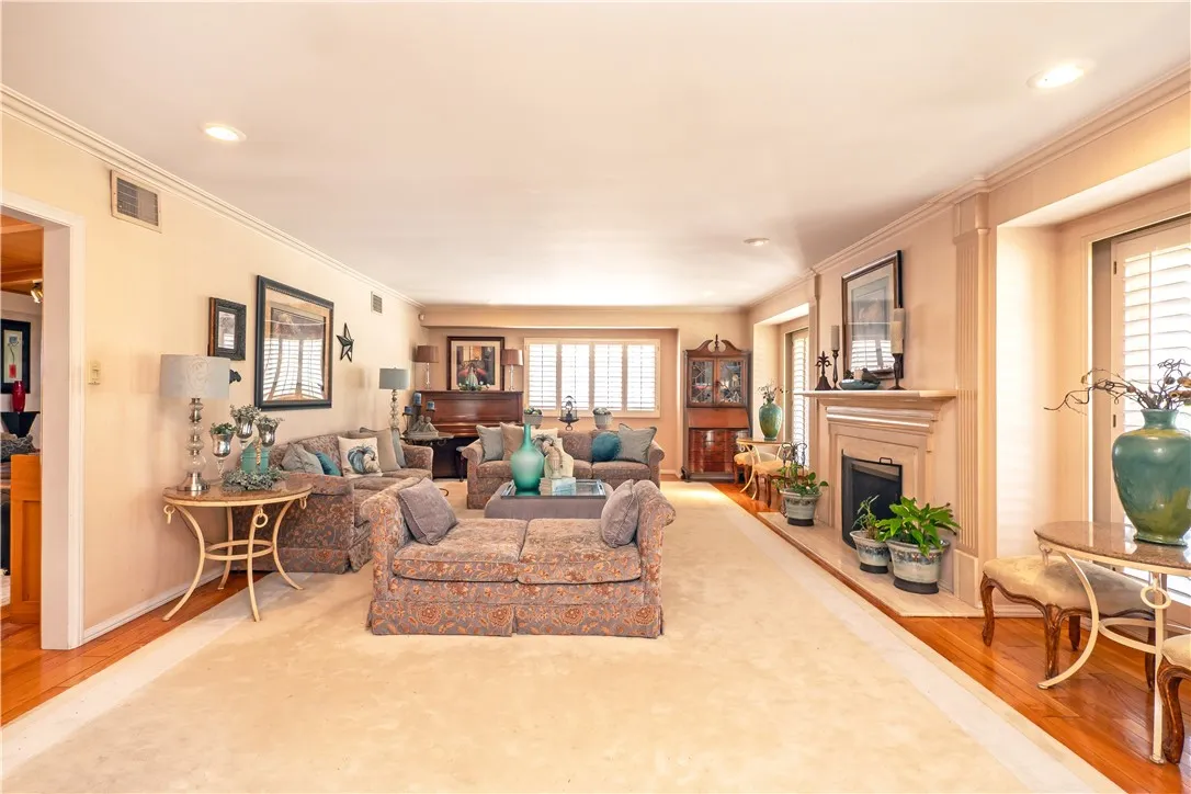 3152 Parkside Drive, San Bernardino, California 92404 home-pic-11