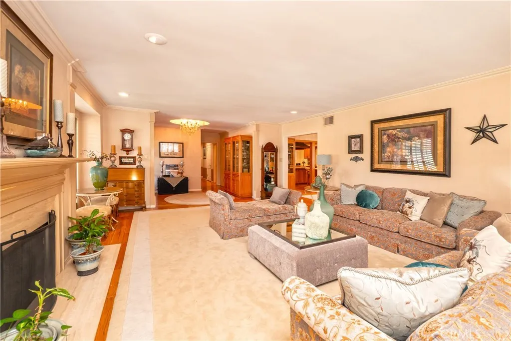 3152 Parkside Drive, San Bernardino, California 92404 home-pic-13