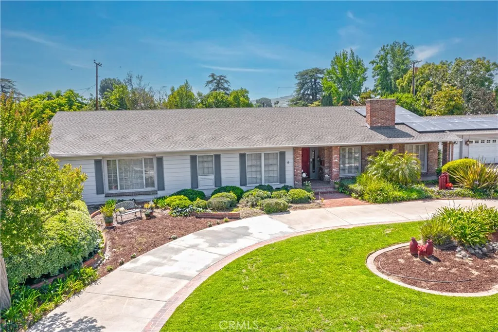 3152 Parkside Drive, San Bernardino, California 92404 home-pic-8