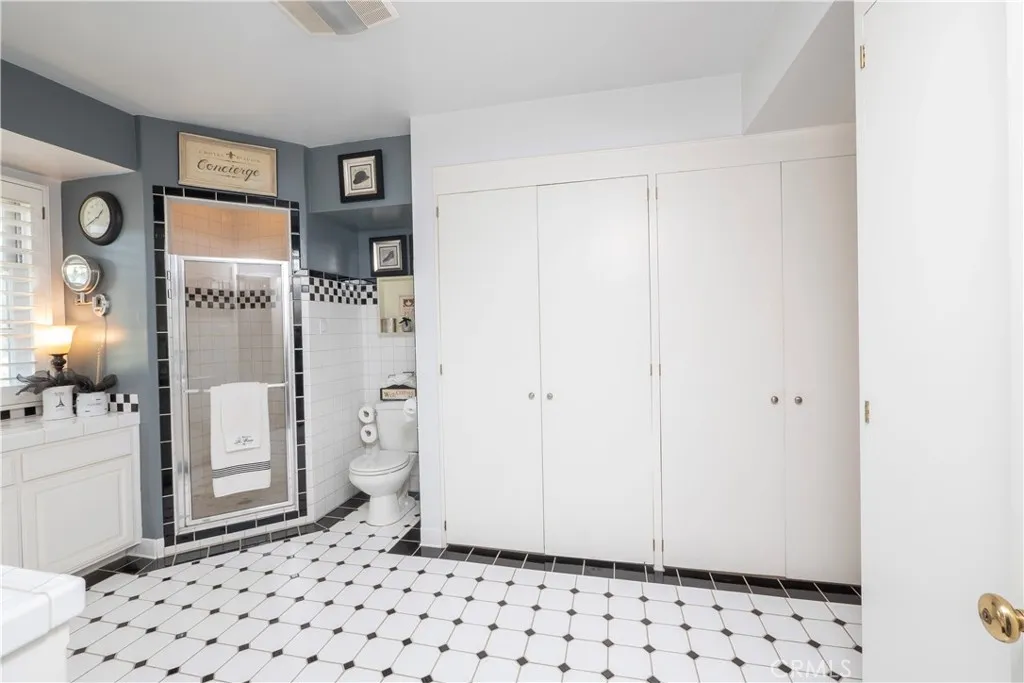 3152 Parkside Drive, San Bernardino, California 92404 home-pic-47