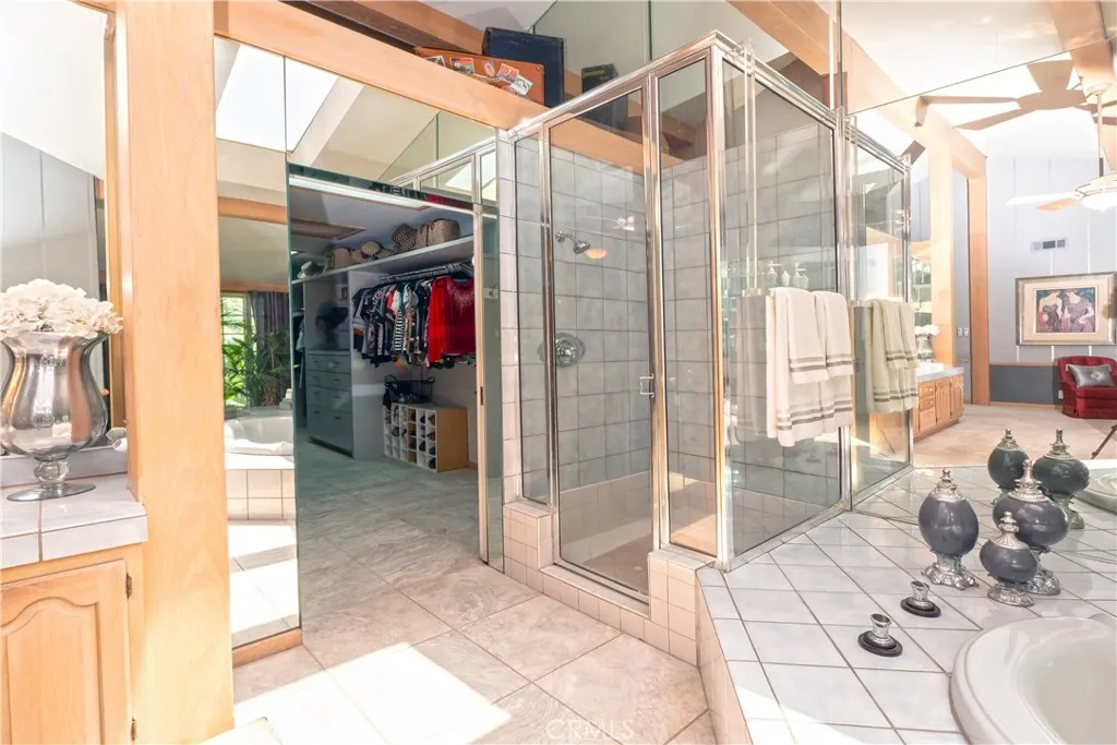 3152 Parkside Drive, San Bernardino, California 92404 home-pic-35