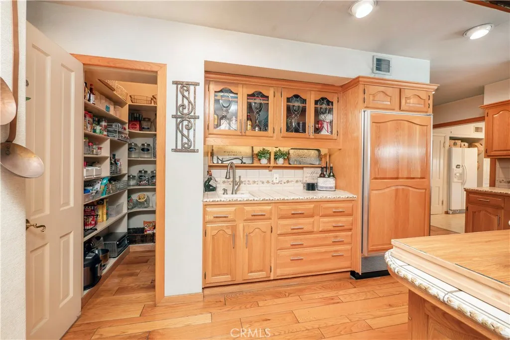 3152 Parkside Drive, San Bernardino, California 92404 home-pic-21