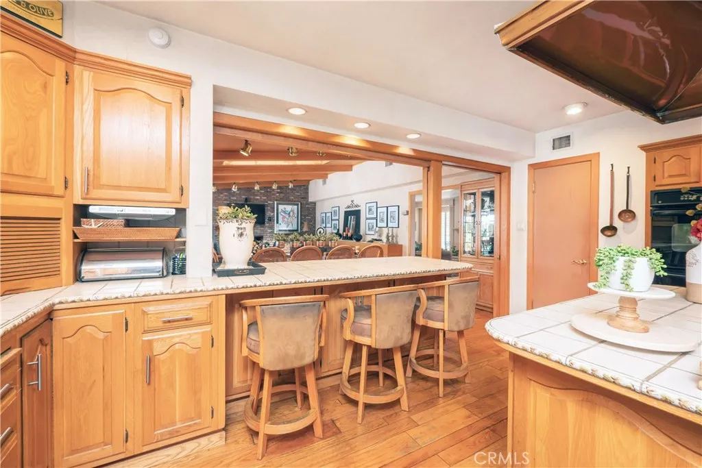 3152 Parkside Drive, San Bernardino, California 92404 home-pic-24