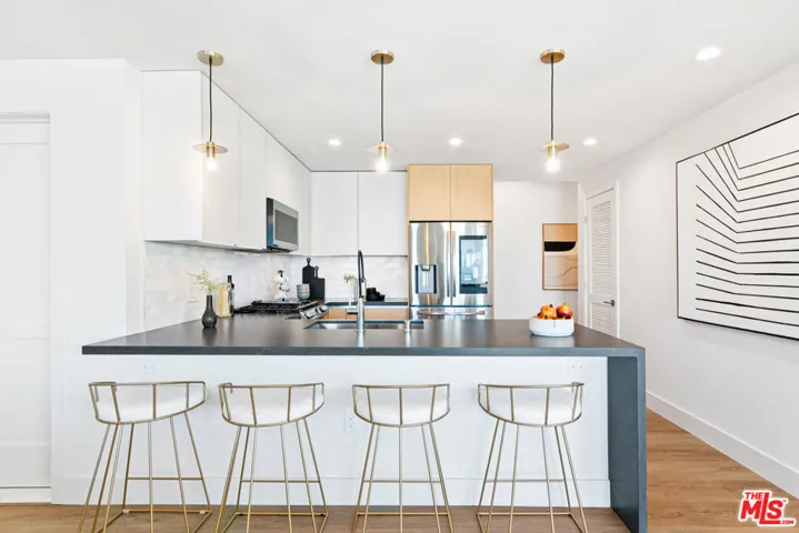 1001 N Fairfax Avenue Ph1, West Hollywood, California 90046