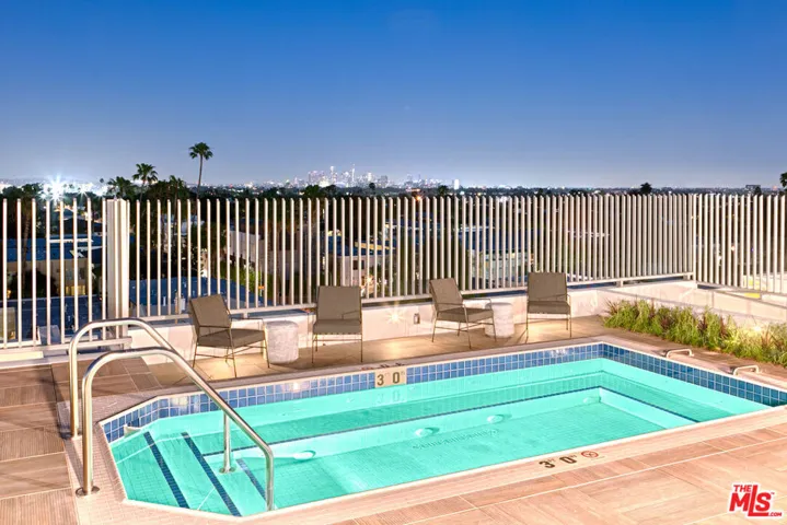 1001 N Fairfax Avenue Ph1, West Hollywood, California 90046