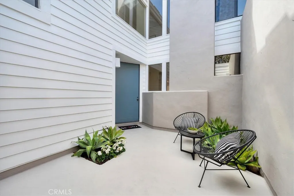 741 Marlin, Laguna Beach, California 92651 home-pic-33