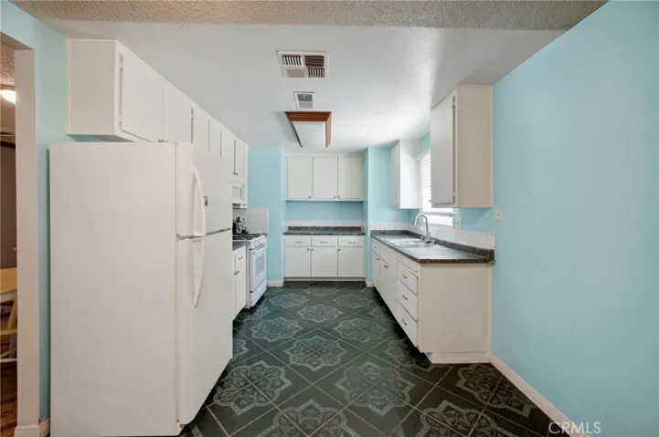 41125 179th Street E, Lancaster, California 93535