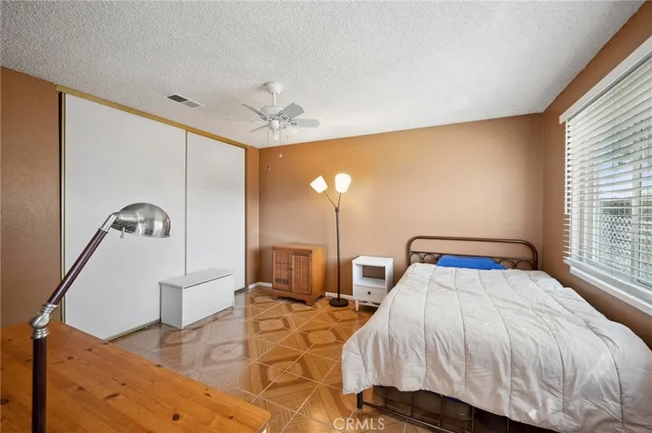 41125 179th Street E, Lancaster, California 93535