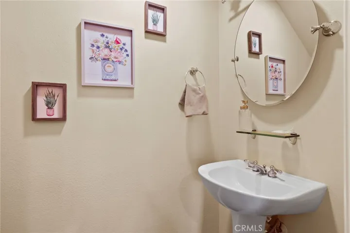Powder Room.