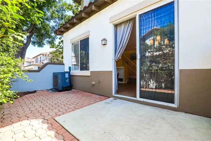 2348 Sunningdale Drive, Tustin, California 92782