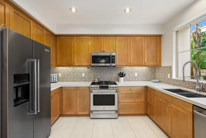 24-web-or-mls-HMGuzman_OPMG_0425_024