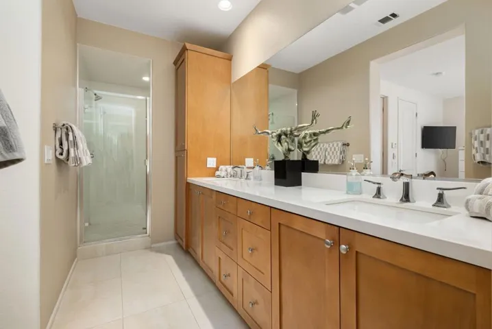 39-web-or-mls-HMGuzman_OPMG_0425_039