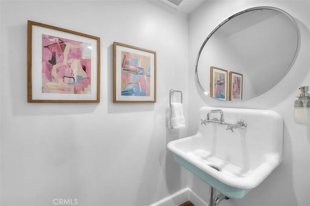 534 Marine Avenue, Manhattan Beach, California 90266 home-pic-27