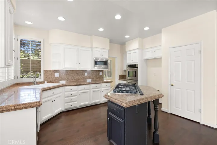 872 South Briar Rose Lane, Anaheim Hills, California 92808