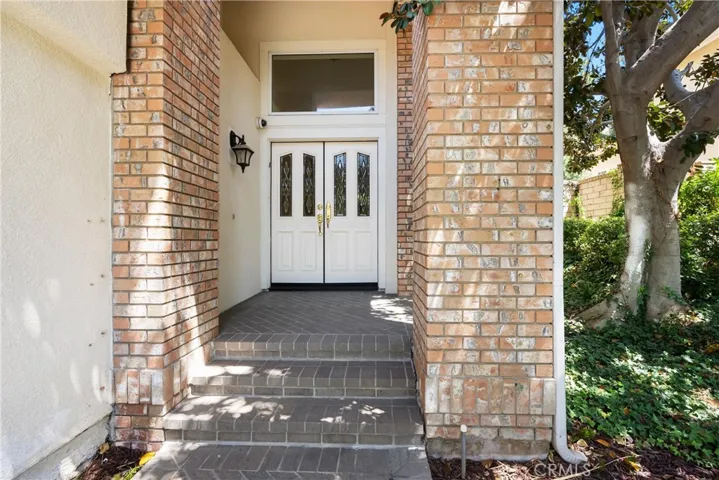 872 South Briar Rose Lane, Anaheim Hills, California 92808