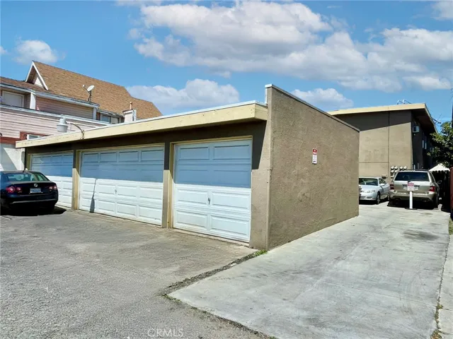 524 Williamson Avenue, Fullerton, California 92832