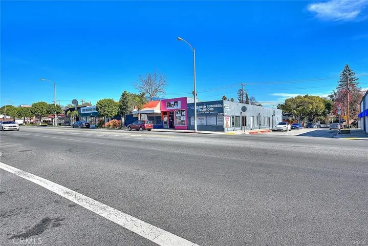 1135 N La Brea Avenue, Inglewood, California 90302