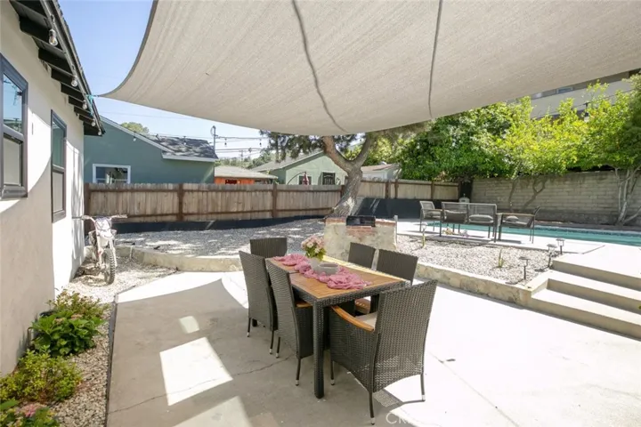 10654 Mcclemont Avenue, Tujunga, California 91042