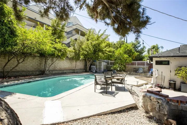 10654 Mcclemont Avenue, Tujunga, California 91042