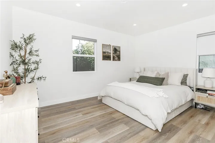 10654 Mcclemont Avenue, Tujunga, California 91042