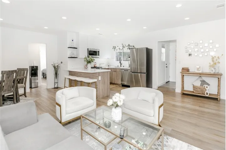 10654 Mcclemont Avenue, Tujunga, California 91042