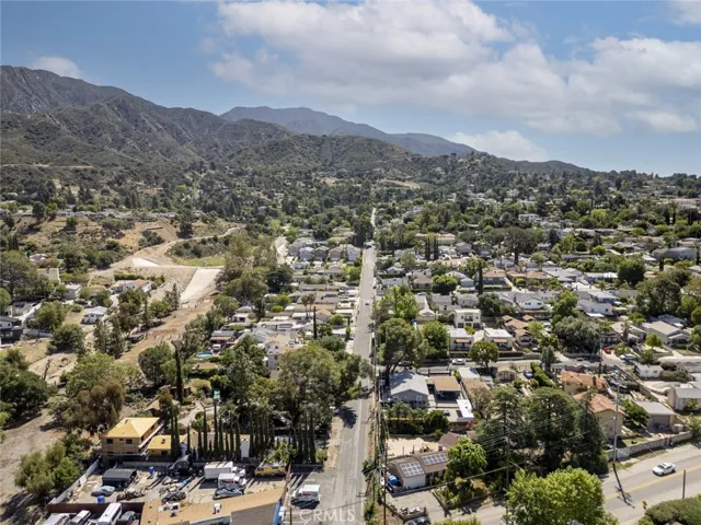 10654 Mcclemont Avenue, Tujunga, California 91042