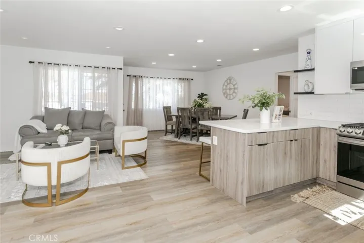 10654 Mcclemont Avenue, Tujunga, California 91042