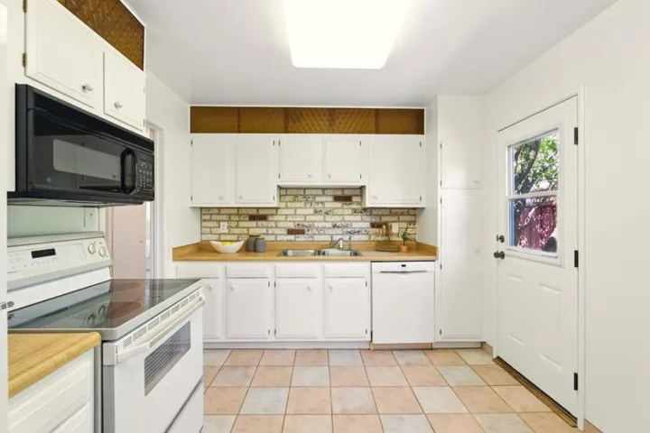 610 Hiller Street, Belmont, California 94002