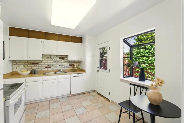 610 Hiller Street, Belmont, California 94002