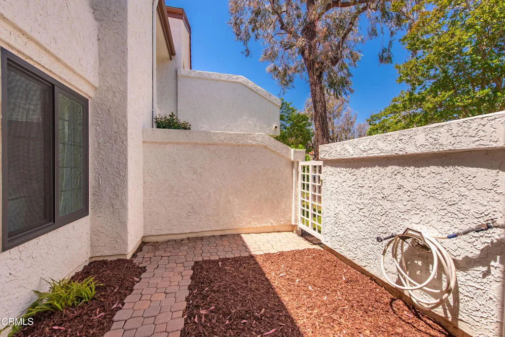 1225 Mission Verde Drive, Camarillo, California 93012 home-pic-22