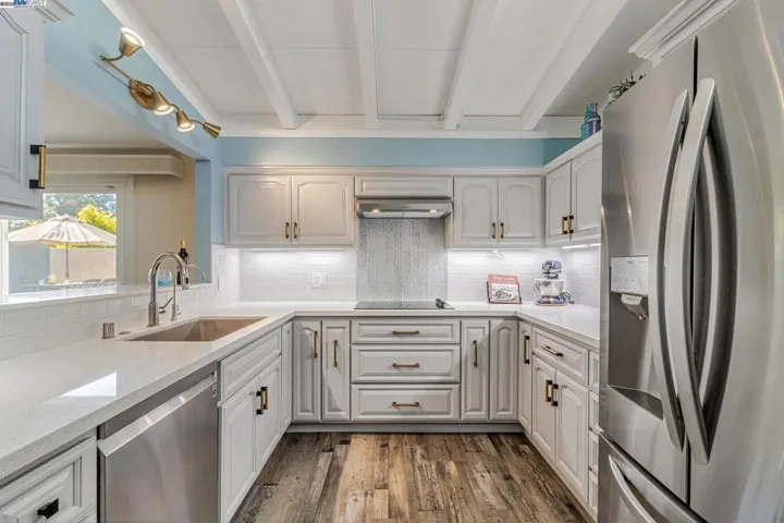 1061 Currant Way, Hayward, California 94545-2407
