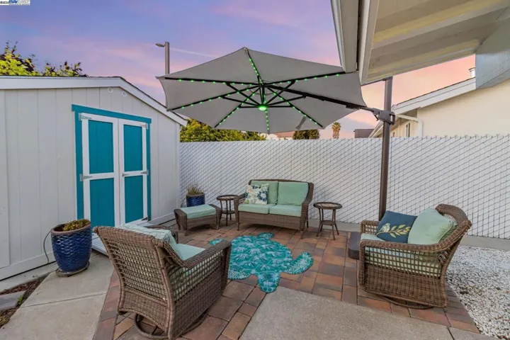1061 Currant Way, Hayward, California 94545-2407
