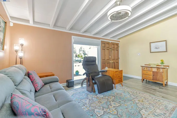 1061 Currant Way, Hayward, California 94545-2407