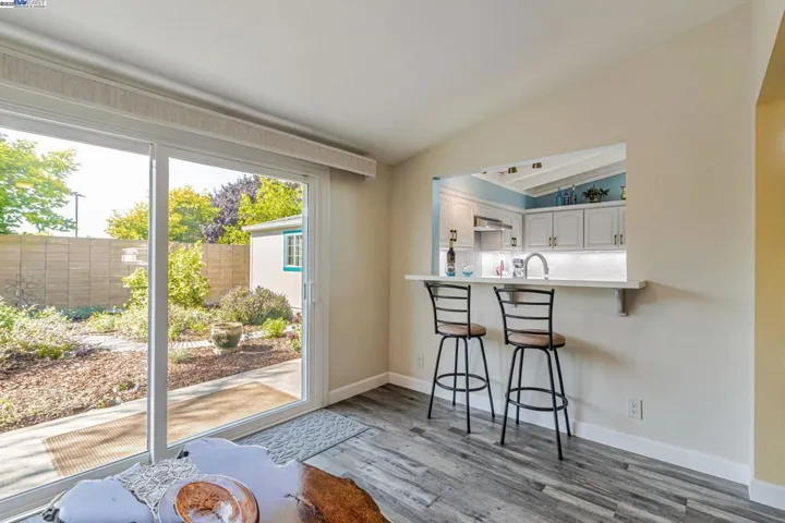 1061 Currant Way, Hayward, California 94545-2407