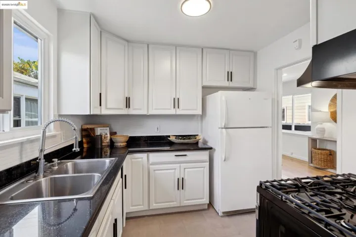 1612 Elm St, El Cerrito, California 94530