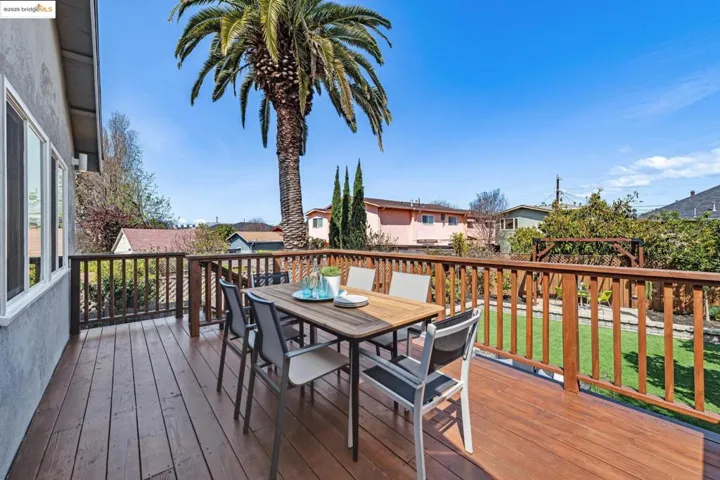 934 Apgar St, Oakland, California 94608