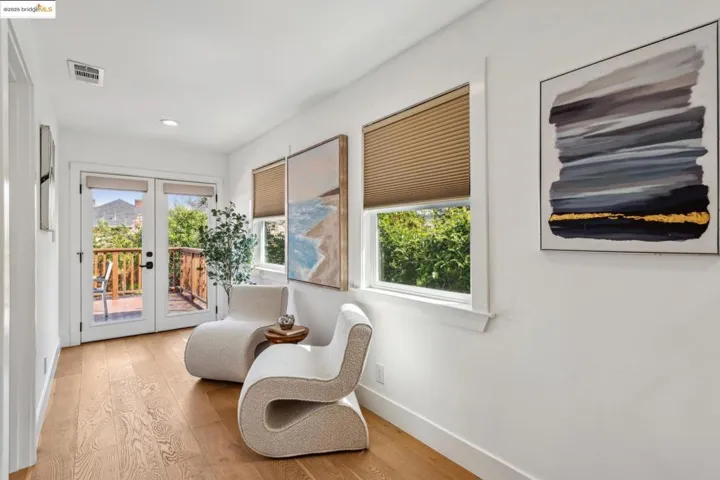 934 Apgar St, Oakland, California 94608