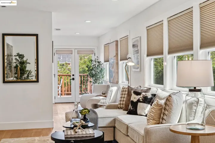 934 Apgar St, Oakland, California 94608