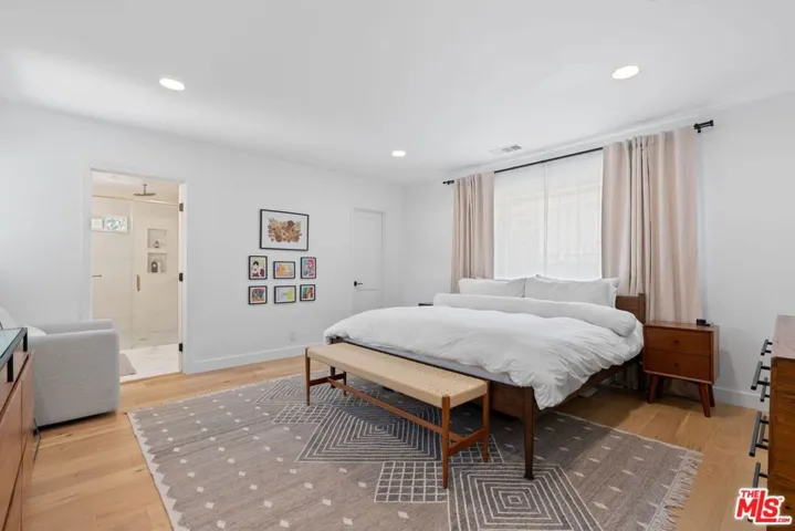 3726 Olmsted Avenue, Los Angeles, California 90018