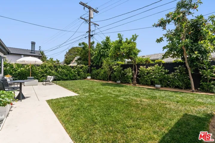 3726 Olmsted Avenue, Los Angeles, California 90018