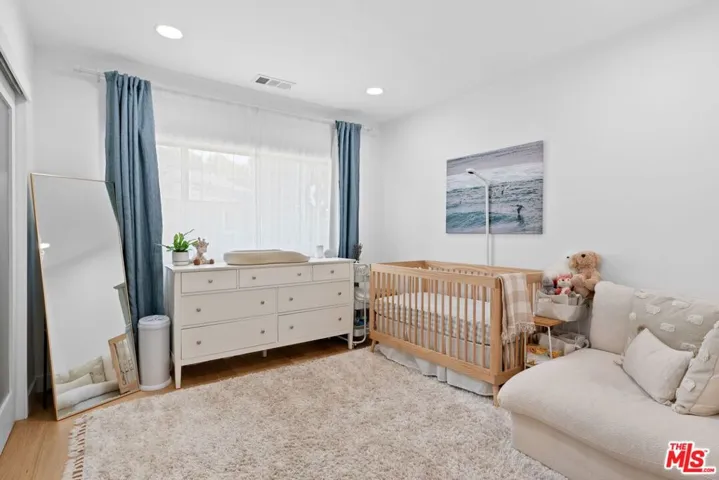 3726 Olmsted Avenue, Los Angeles, California 90018