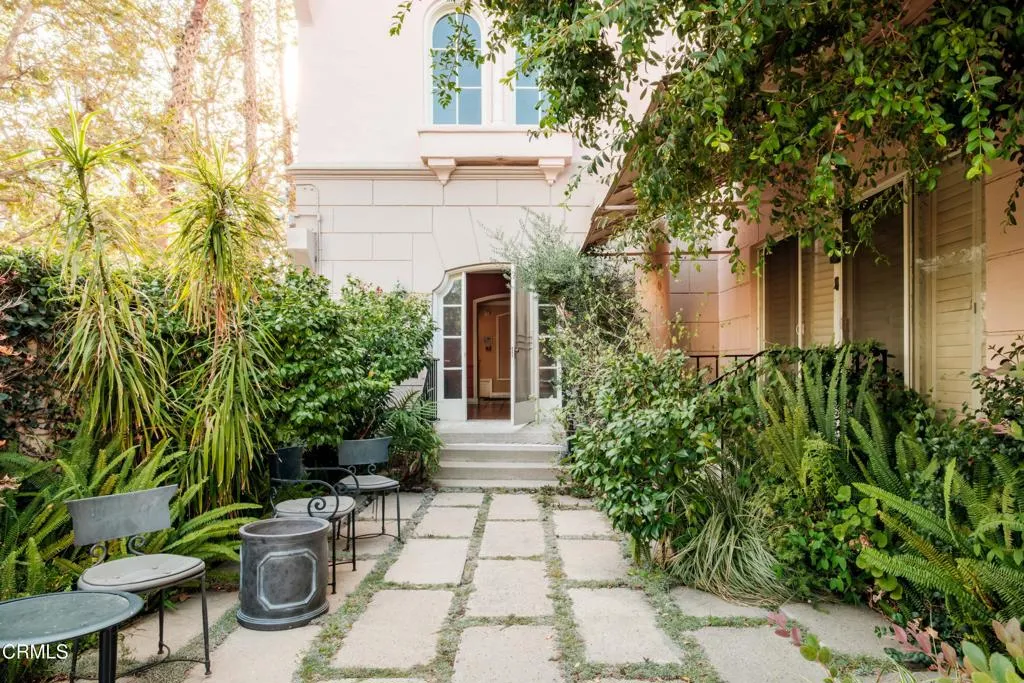 80 N Euclid Avenue 102, Pasadena, California 91101 home-pic-57