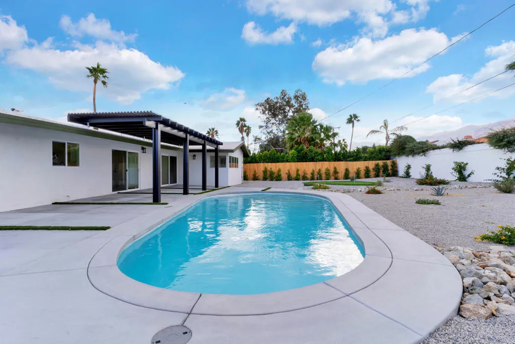 3087 N Biskra Road, Palm Springs, California 92262 home-pic-5