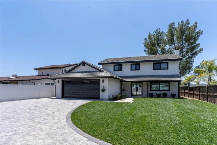 26050 Farmfield Road, Calabasas, California 91302