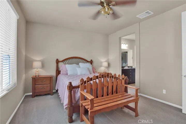 11156 Camden Street, Apple Valley, California 92308