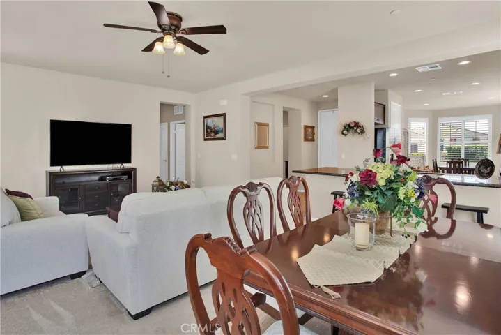 11156 Camden Street, Apple Valley, California 92308