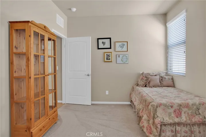 11156 Camden Street, Apple Valley, California 92308
